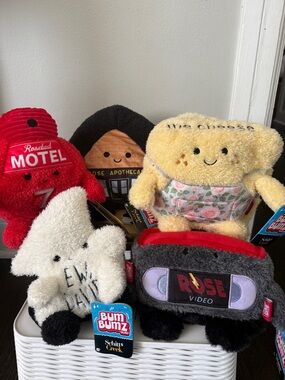 BumBumz Schitt's Creek Plush Full Set